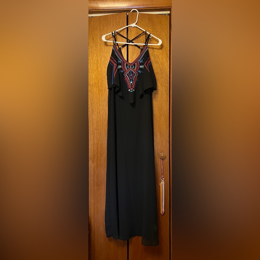Xhilararion black dress